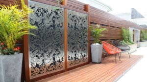 Outdoor Metal Prints